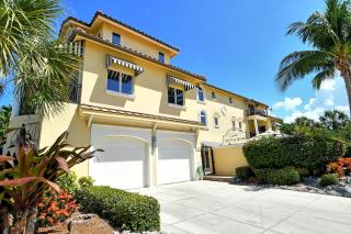 Monarch Villa - 5542 W - 3