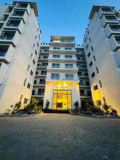 Soundproof 2 Bed apartment in Lahore Zameen Opal - 6