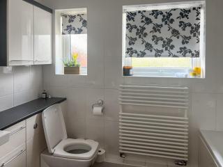 Springfield Bungalow - 2