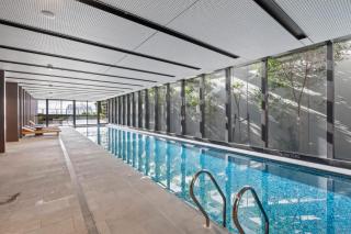 Modern City Views 2BR Apartment in Box Hill - 2