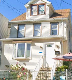 Private Room - Shared Bathroom - 9