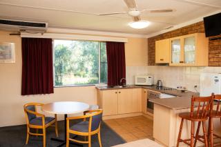 Nandewar Motor Inn - 8