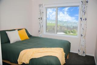 Hilltop Ocean Hideaway - Aotea Wellington - 3