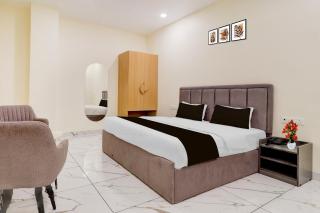 Super Townhouse Oak Army Aviation Base Jhansi - 2