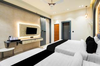 Super Townhouse GIDC Bol Sanand - 2