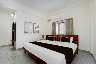 Super Hotel O Pathanamthitta Near Mahatma Gandhi Statue - 7