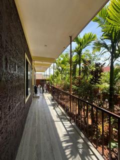 Omisha Beach Stay - Just a 2 minute walk to the beach - 5