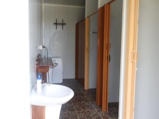 Tez's Backpacking Lodge - 7