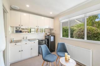Elliston Cottage North Hobart x 2 - 5