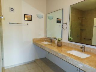 Villa a pasos de la playa - 2