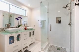 Hillside Hideaway - Private Woodland Hills Canyon Suite - 4