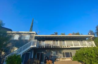 Hillside Hideaway - Private Woodland Hills Canyon Suite - 1
