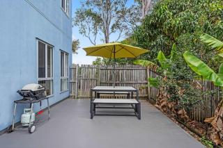 Bay-Cay Hervey Bay - Coastal Townhouse - 3