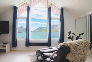 Modern seafront cabin with sauna 8 mins to Leknes - 8