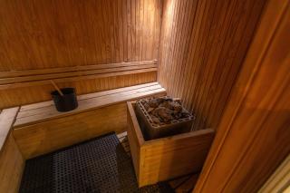 Luxury Apartment at the Michelangelo Towers - 4