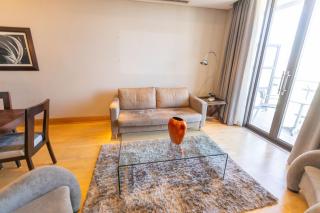 Luxury Apartment at the Michelangelo Towers - 2