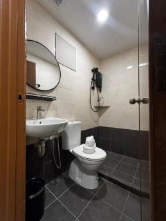 Swing & Pillows - Salak Tinggi , KLIA 1 KLIA 2 - Sepang - 6