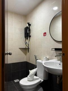 Swing & Pillows - Salak Tinggi , KLIA 1 KLIA 2 - Sepang - 7