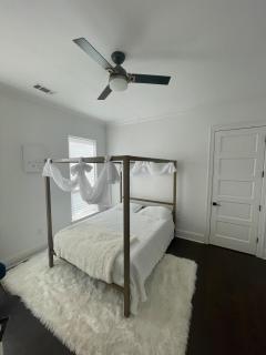 Cute Home with some Razzle Dazzle - 1