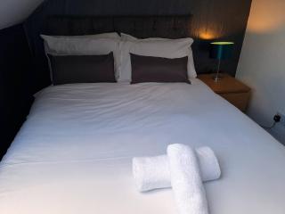 Stags Hens Contractors Longstay - 1