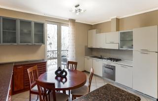 2 Bedrooms with 2 Bathrooms, Balcony with Nice Garden View - 7