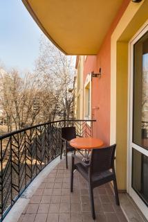 2 Bedrooms with 2 Bathrooms, Balcony with Nice Garden View - 3