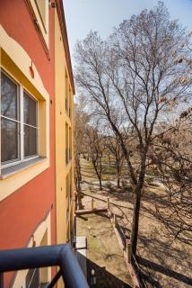 2 Bedrooms with 2 Bathrooms, Balcony with Nice Garden View - 1