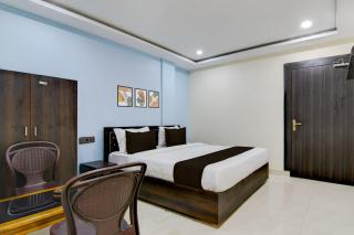 Hotel O S-Square - 2