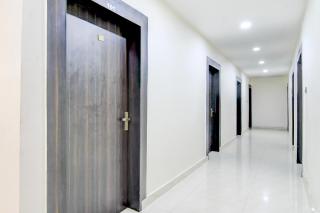 Hotel O S-Square - 9