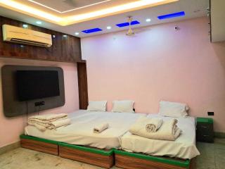 Hotel O Raj Mahal INN - 6