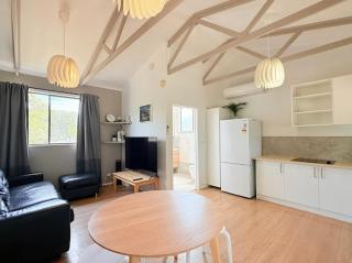 Beachside Cabin No 1 at Island Beach - 0