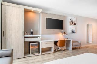 Cambria Hotel Waco University Riverfront - 1