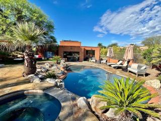 Casa Catalina - Luxury Desert Oasis - 9