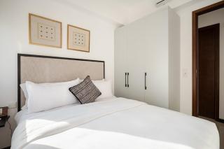 Luxury 2 Bed 2 Bath by Resident Villas - Colombo - 2