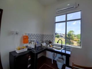 Che Deris Garden Cottage with Riverview - 5