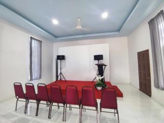 Che Deris Garden Cottage with Riverview - 1