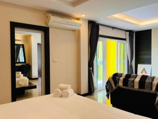 Phuket Lulu Hotel - 1