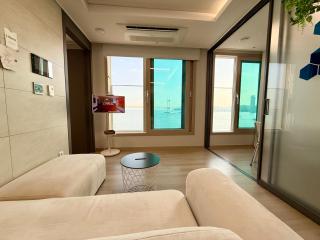 광안대교 오션뷰 무료주차 해변도보1분 무료헬스장 밀락더마켓 - 2