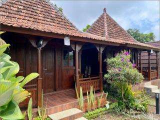 Navalia Villa Bedugul - 1