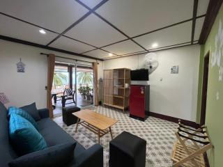 Sea Breeze House, Naiplao Beach - 0