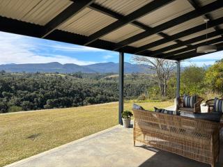 Hillandale House- a modern farmhouse near Plett - 7
