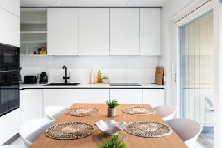 Brand new house with four bedrooms, parking, sauna, patio - 8