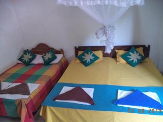 Green Woods Guest - 2