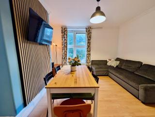 Spacious 3 Bedroom Flat In Stockwell - 8