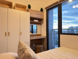 Brand NEW Premium Luxe Residence in Makati City - 8