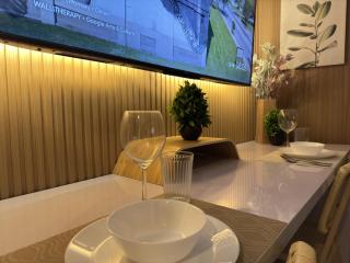 Brand NEW Premium Luxe Residence in Makati City - 3