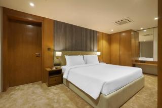 Sunday Hotel Vadodara - 6