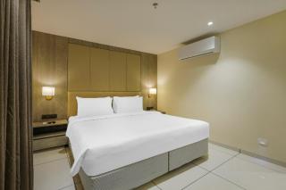 Sunday Hotel Vadodara - 9