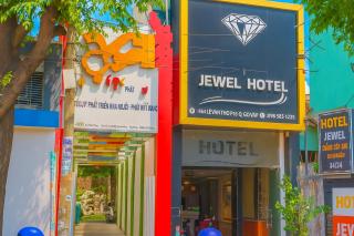 Jewel Hotel - 9