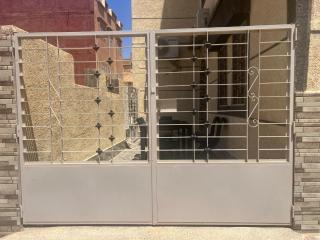 Magnifique maison famiiale moderne spacieuse de 150 m Avec de 3 chambres ,confortables et d un grand salon et terrasse, Idealement situee a 9 min du centre-ville elle se trouve à proximite de la route principale menant a l aeroport Berkane et Saidia - 5